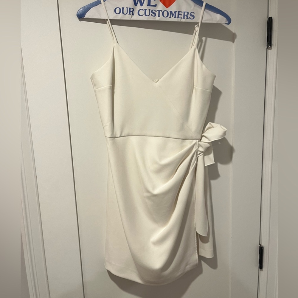 French Connection - comfortable and flattering. Perfect for your bach!